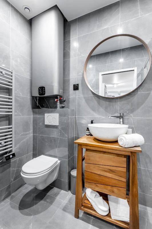 Superior Apartment image 3