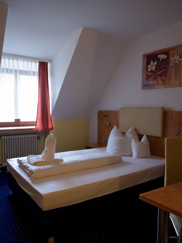Single Room image 1