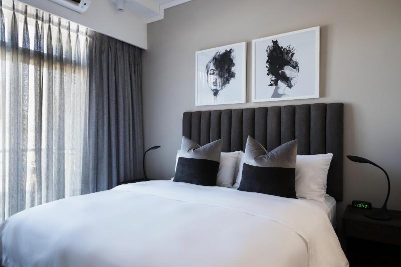 The Capital Trilogy Menlyn Maine - image 1