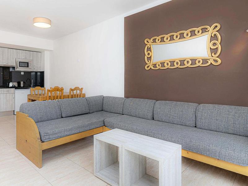 Two-Bedroom Apartment (2 Adults + 2 Children) image 3