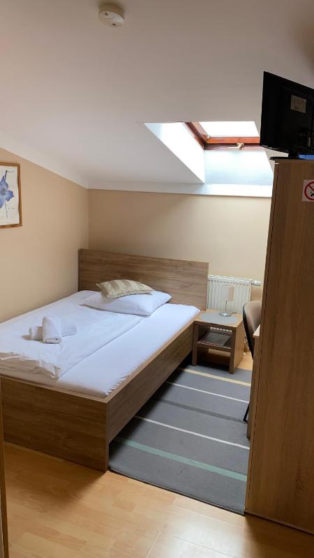 Economy Single Room image 1