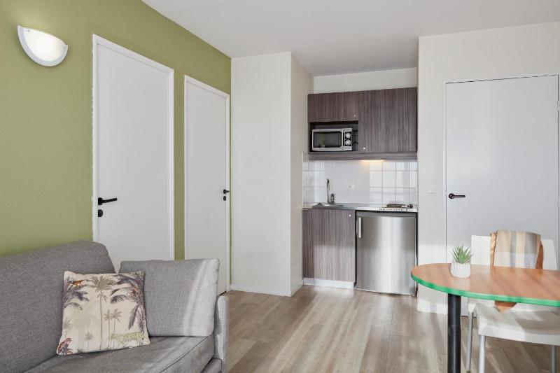 One-Bedroom Apartment (4 Adults) image 3
