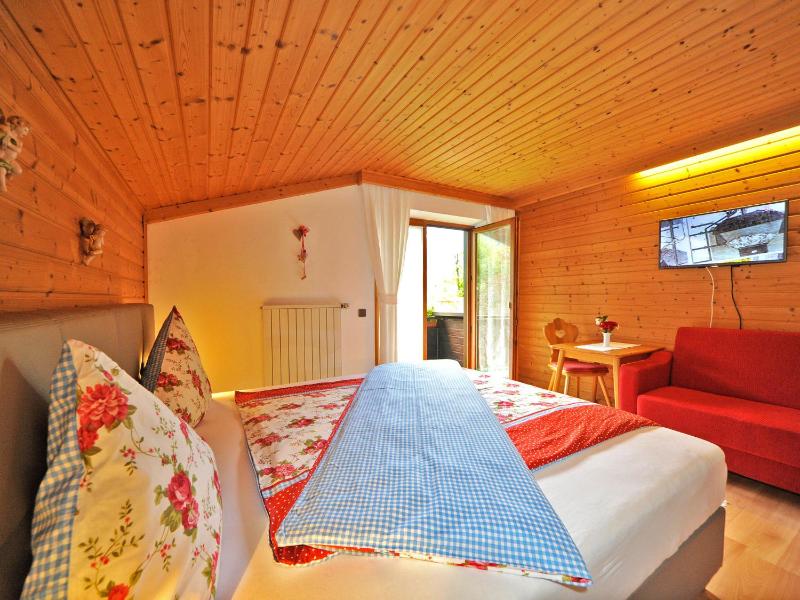Double Room image 4