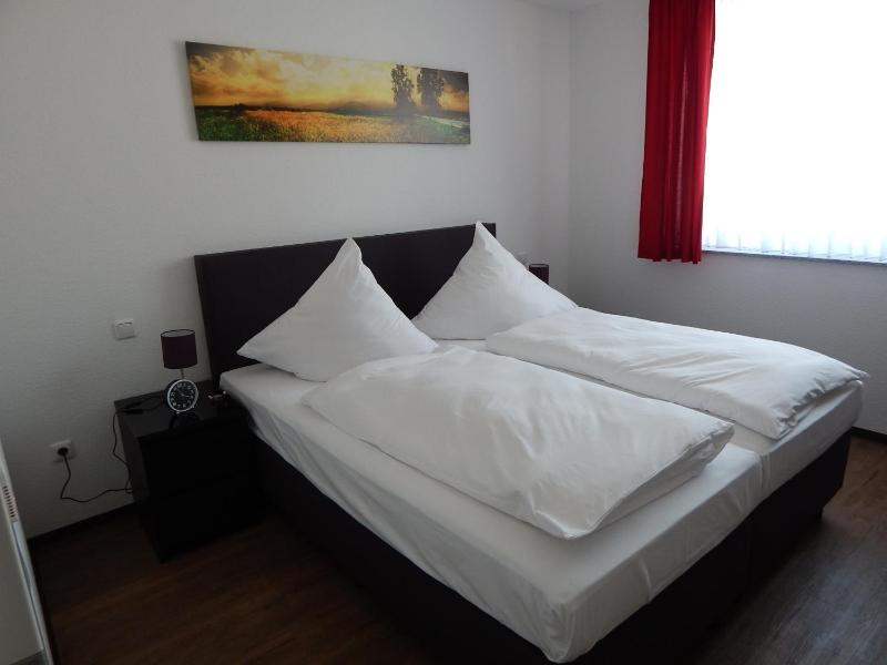 Comfort Two-Bedroom Apartment image 4