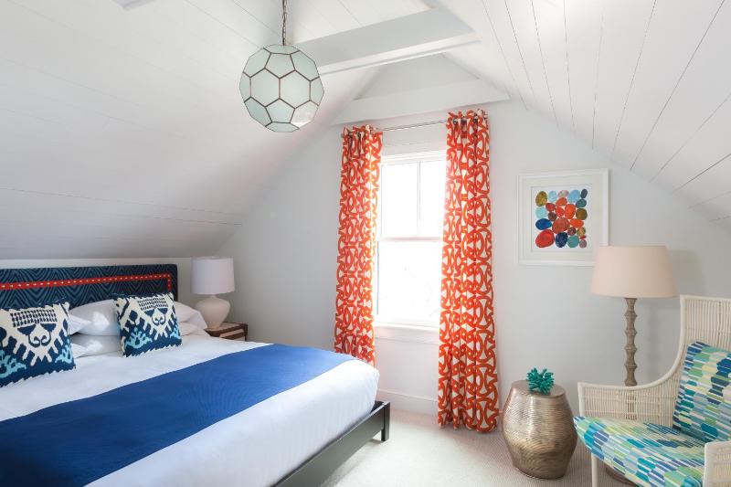 Queen Suite image 4