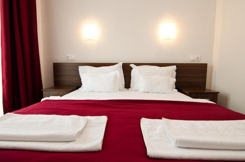 Double Room image 1