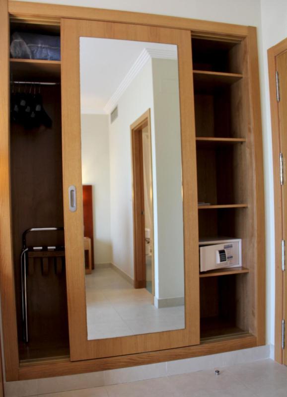 Standard Double Room image 3