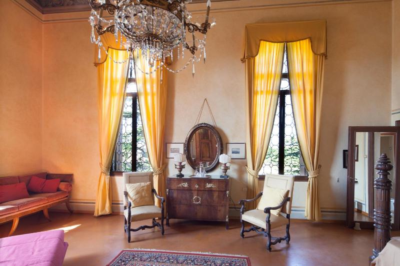 Superior Suite image 2