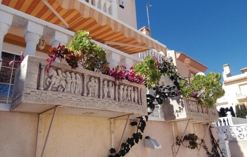 3 Bedroom Lovely Home In Orihuela Costa - image 21