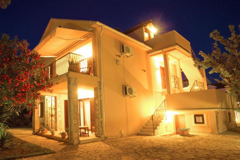 Villa Casa Mia Sabunike A3 - image 1