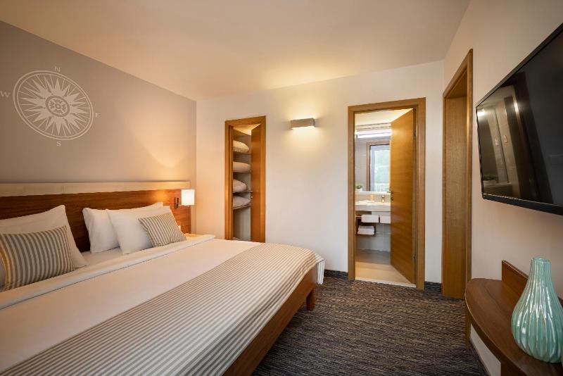 Junior Suite for 2+2 Seaside - Casa Sanfior image 3