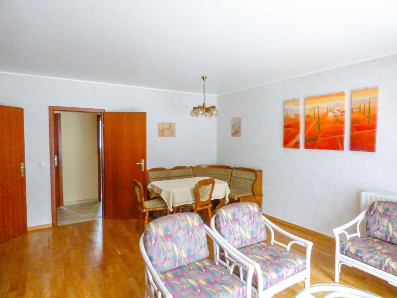 One-Bedroom Apartment image 2