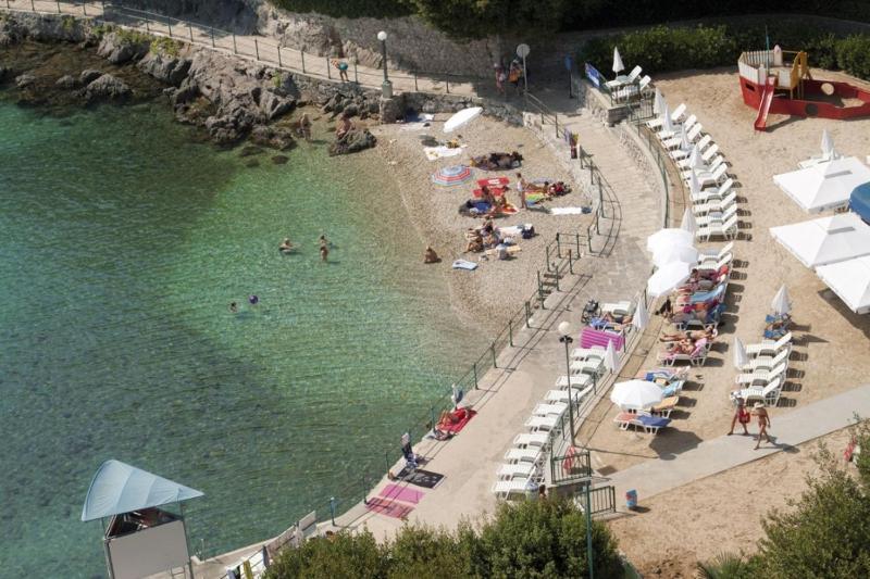 Apartment in Opatija with sea view balcony air conditioning Wi-Fi (4812-2) - image 31