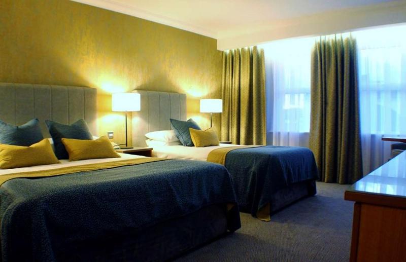 Double Room image 4