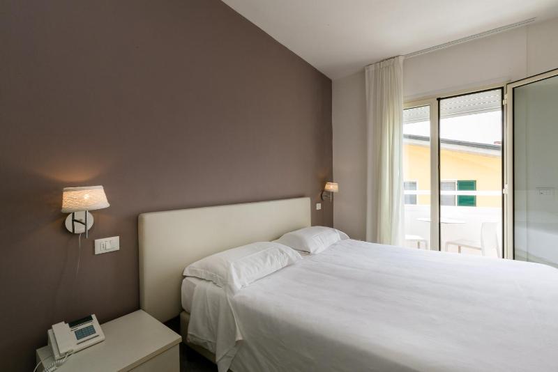 Hotel Saviola - image 4