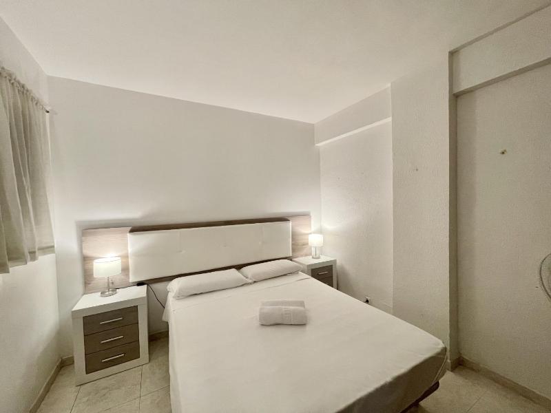 APARTMENT IN BENIDORM CITY CENTER - image 21