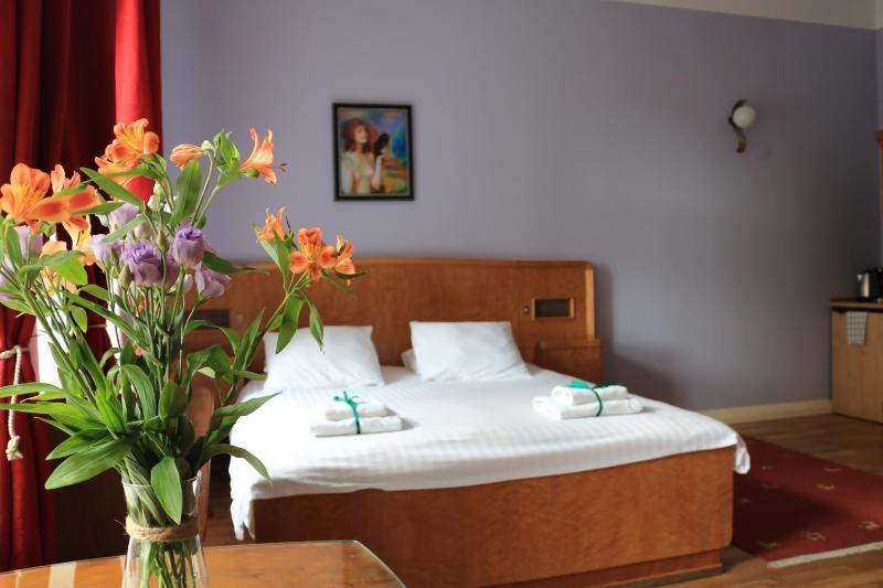 Standard Double Room image 4