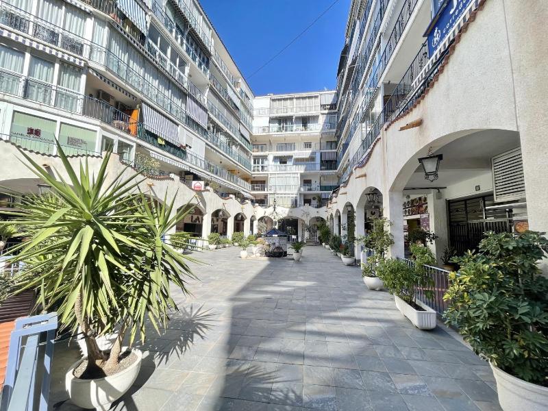 APARTMENT IN BENIDORM CITY CENTER - image 9