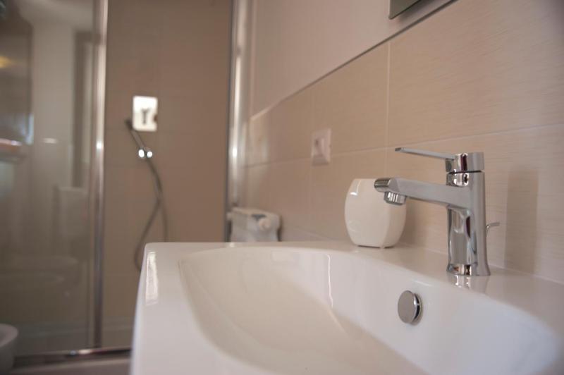 Superior Double Room image 2