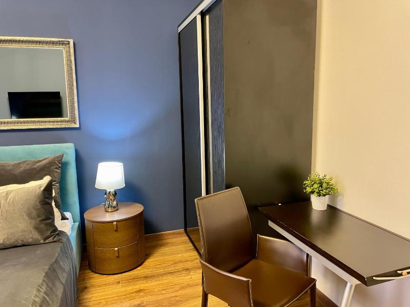 Metropole Apartments Studio City - image 16