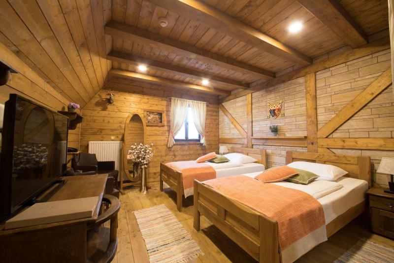 Double Room image 4