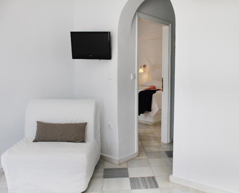 Apartment with Sea View image 2