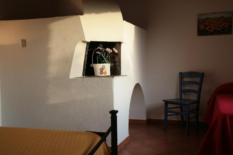 Superior Triple Room image 4