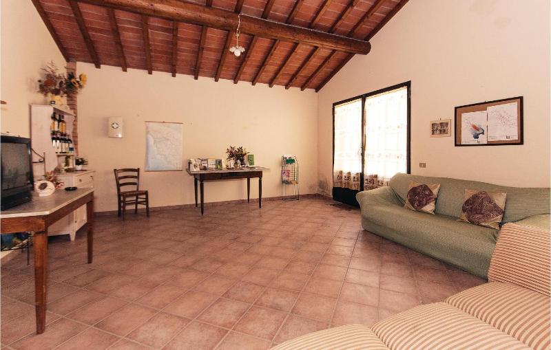 Two-Bedroom Apartment image 4