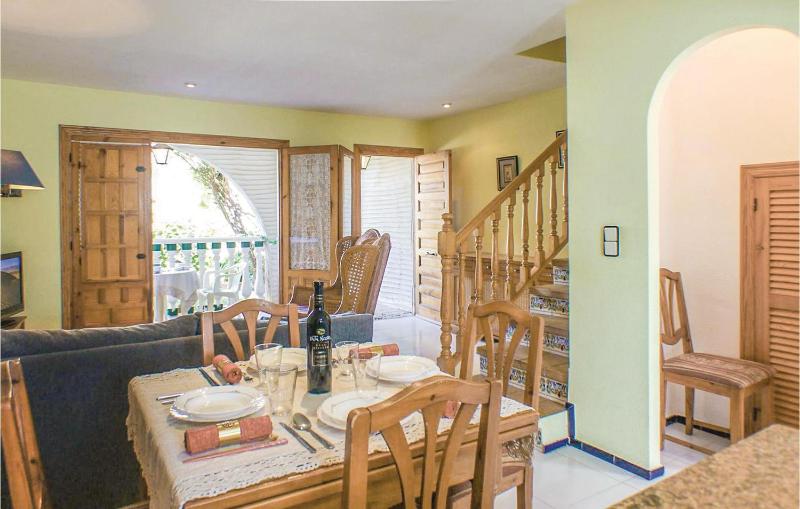 3 Bedroom Gorgeous Home In Gran Alacant - image 5