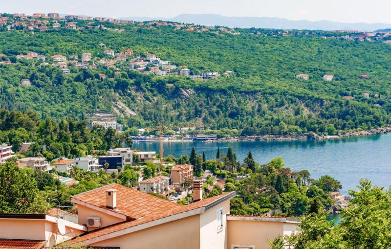 Apartment in Opatija with sea view balcony air conditioning Wi-Fi (4812-2) - image 5