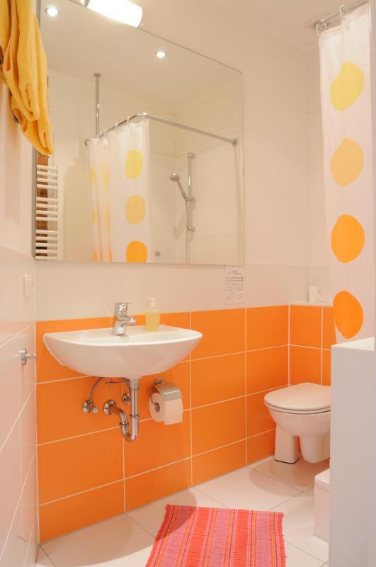 Double Room image 3