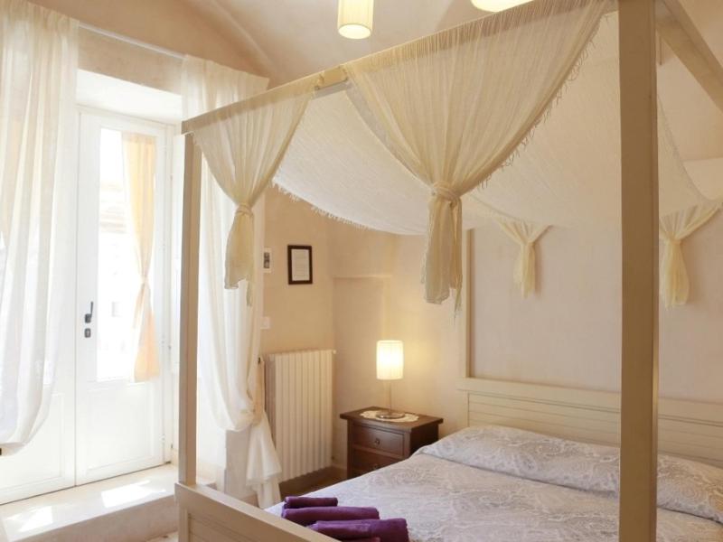 Comfort Triple Room with Shower image 3