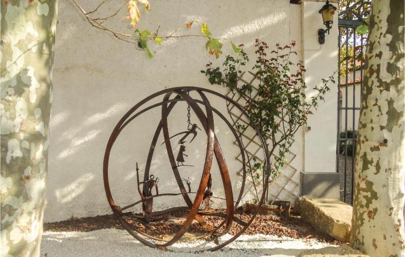 Pet Friendly Home In Narbonne With Sauna - image 23