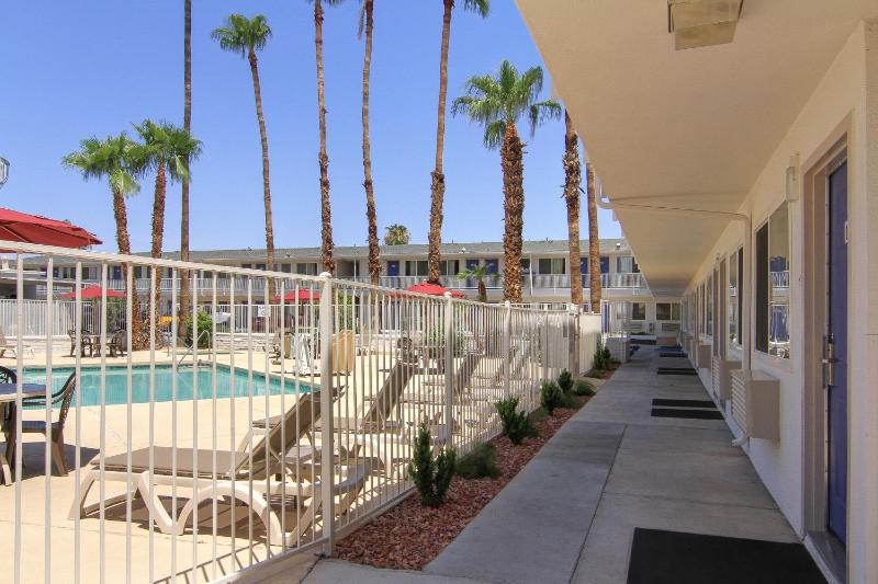 Motel 6 Scottsdale AZ - Old town Scottsdale/Fashion Square - image 10