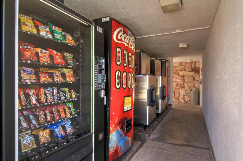 Motel 6 Scottsdale AZ - Old town Scottsdale/Fashion Square - image 19