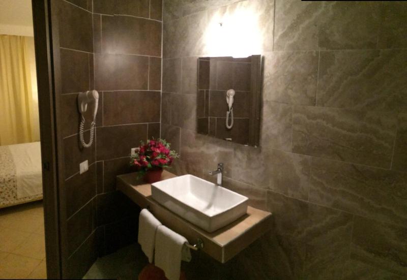 Single Room image 1
