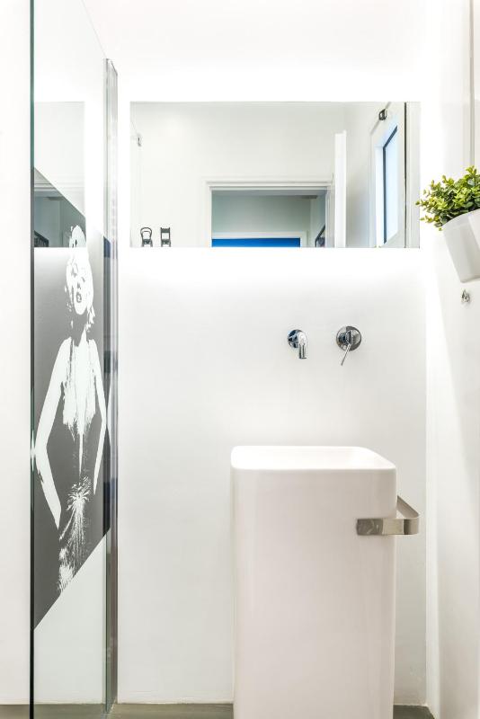 Superior Double Room image 3