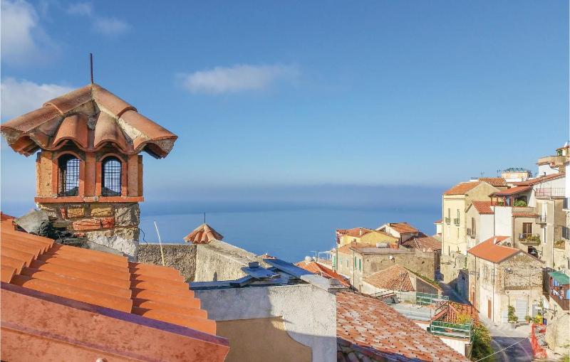 Two-Bedroom Apartment image 4