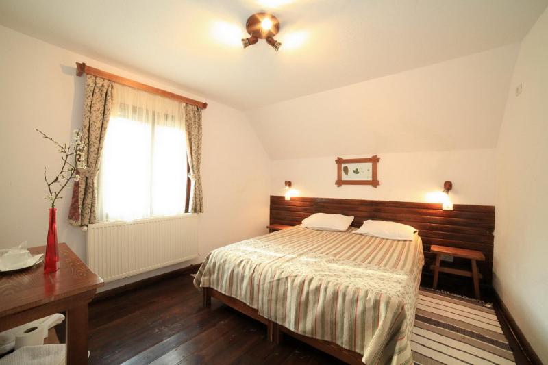 Double or Twin Room image 4