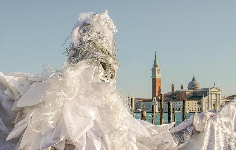 Two-Bedroom Apartment image 4