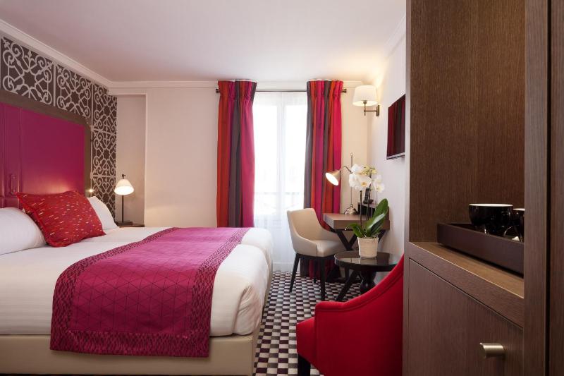 Two Connecting Double Rooms (4 Adults) image 2