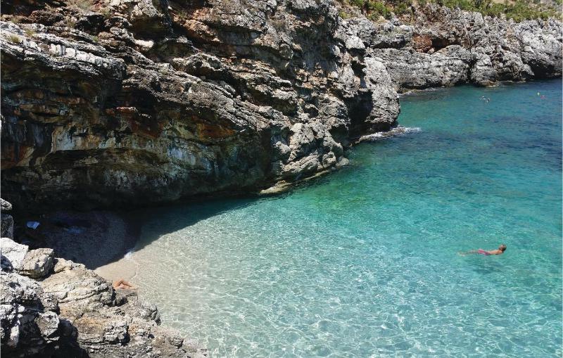 Two-Bedroom Holiday Home image 3