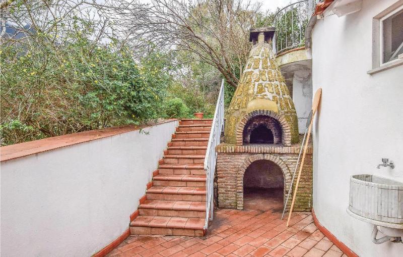 Cozy Home In Lacco Ameno Ischia Na - image 26