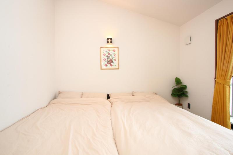 Standard Twin Room with Sea View image 1