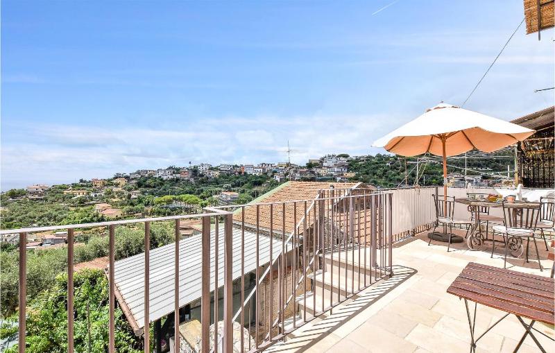 Cozy Apartment In Massa Lubrense - image 12