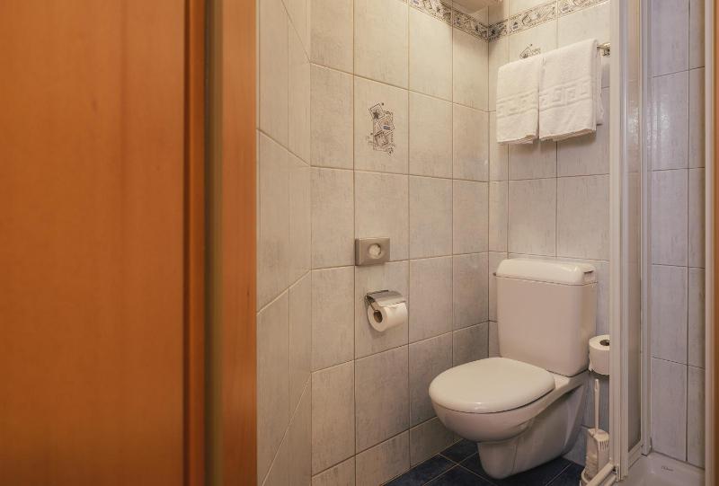 Single Room with Balcony image 2