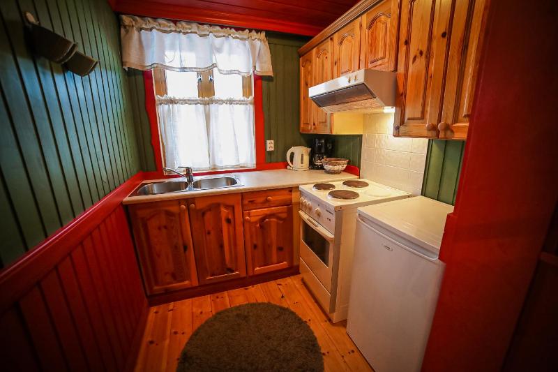 Superior One-Bedroom Cottage image 4