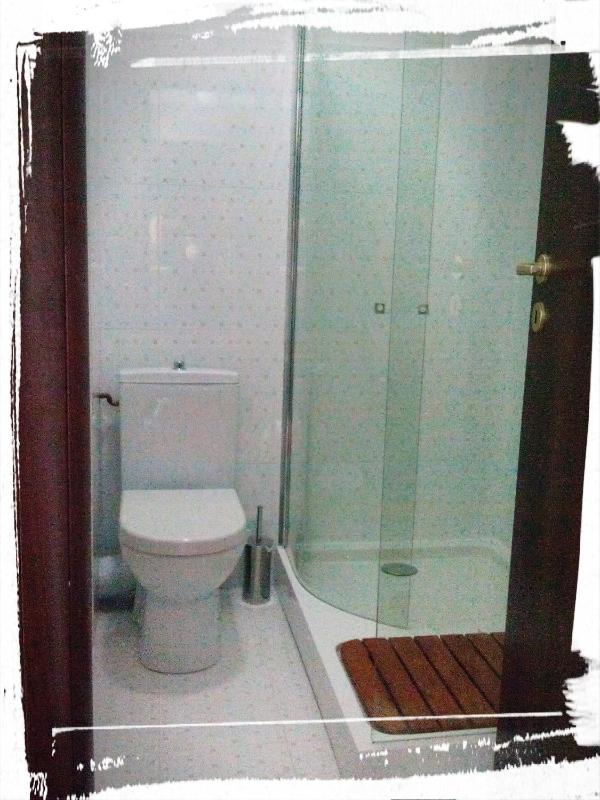 Double Room image 3