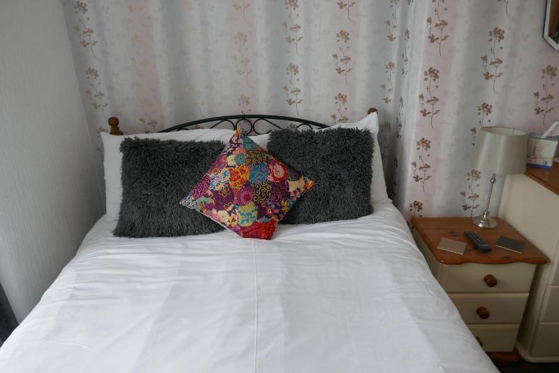 Double Room. Cricket View. Second Floor. image 4