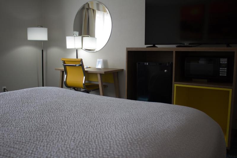 King Room - Non-Smoking image 1